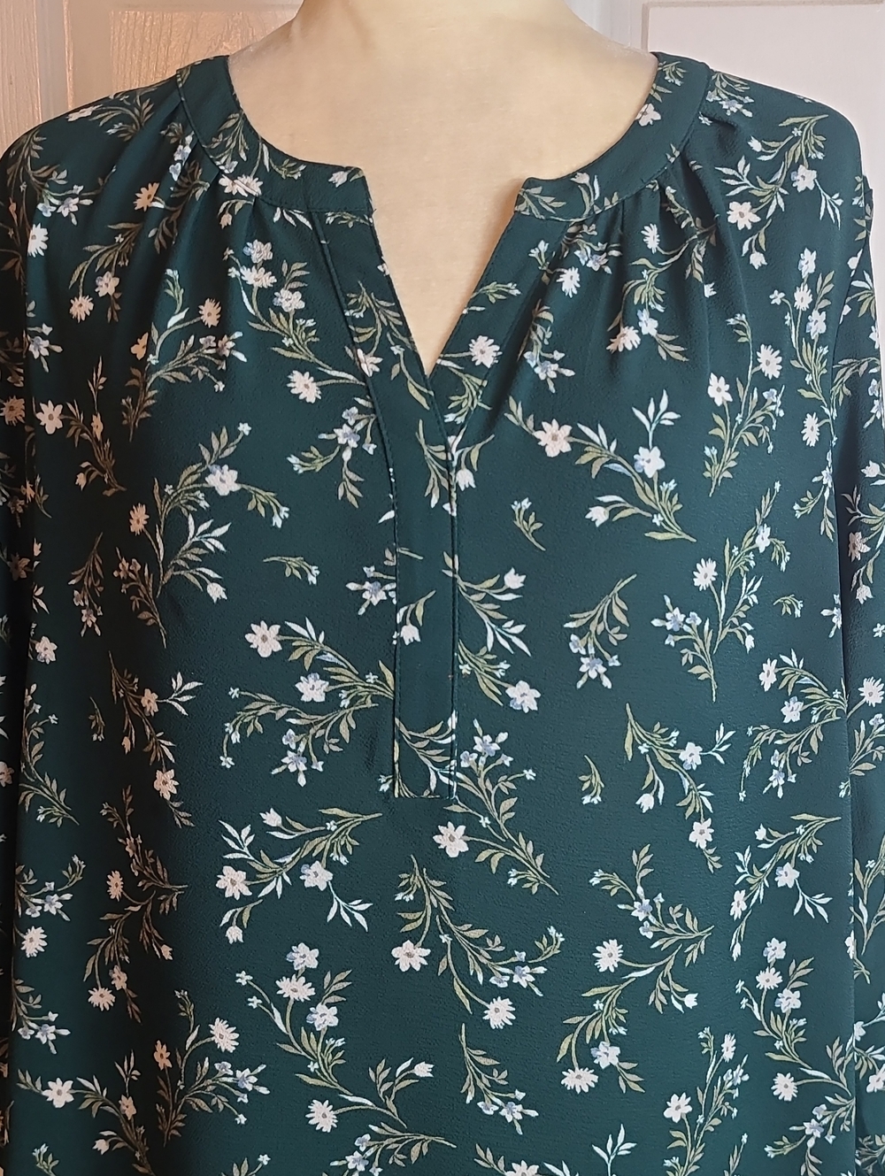 41 Hauthorn Floral Blouse - Picture 2 of 12